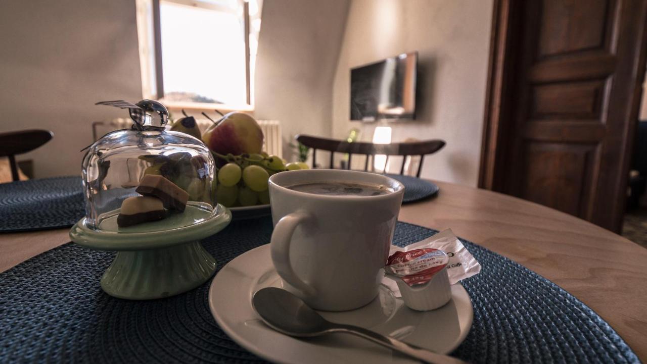 Ferienwohnung Lazensky Apartman Karlsbad Exterior foto